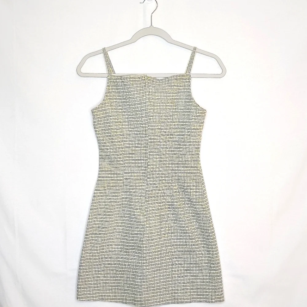Just for Wraps dress. Size 5,/6. yellow/blue